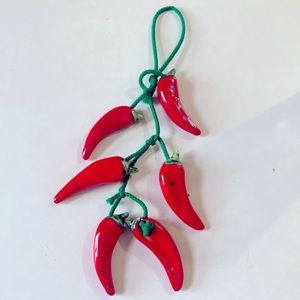 Symbol of a Gracious Host-Red Pepper-Bright Bunch of 6 Cascading on a Green Rope